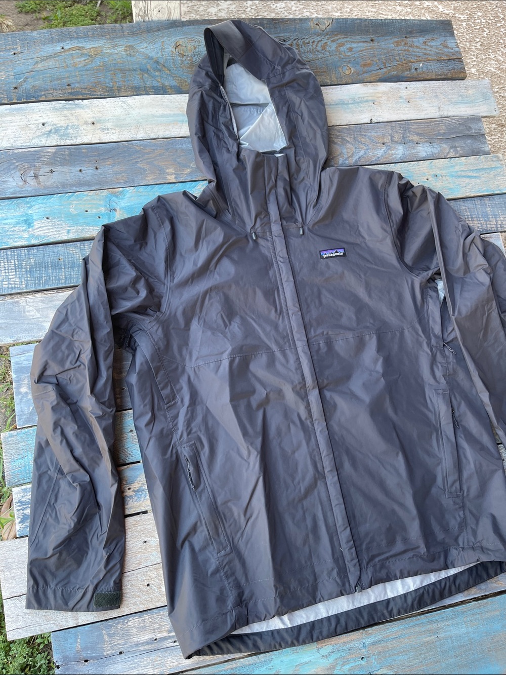 Patagonia h2no Torrent Shell Rain Jacket 8302 Sp 19 Men’s L - Picture 5 of 12